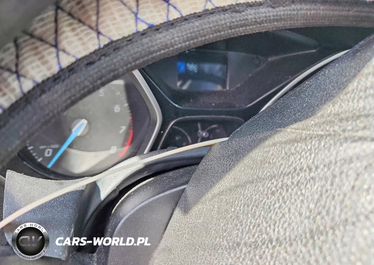 2012 Ford Focus S VIN:1FAHP3E23CL261089 - 9