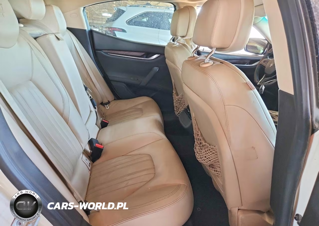 2015 Maserati Ghibli VIN:ZAM57XSA7F1130498 - 10