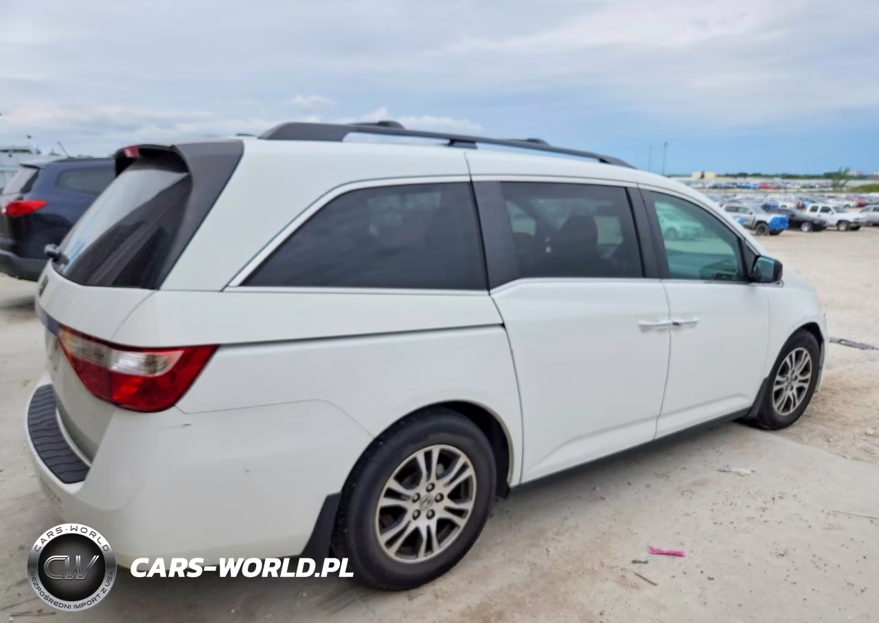 2013 Honda Odyssey Exl VIN:5FNRL5H68DB053461 - 3