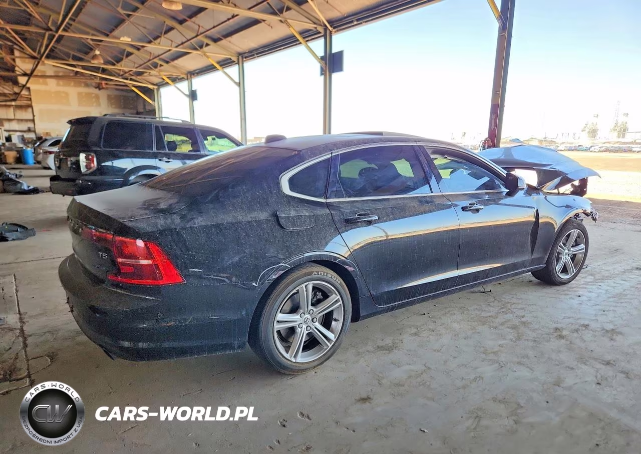 2018 Volvo S90 T5 Momentum VIN:LVY982AK2JP032929 - 3