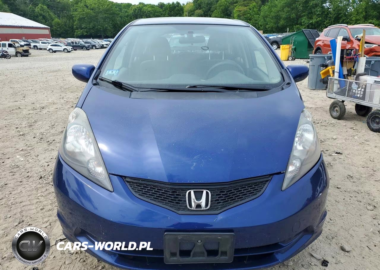2012 Honda Fit VIN:JHMGE8H38CC014419 - 5