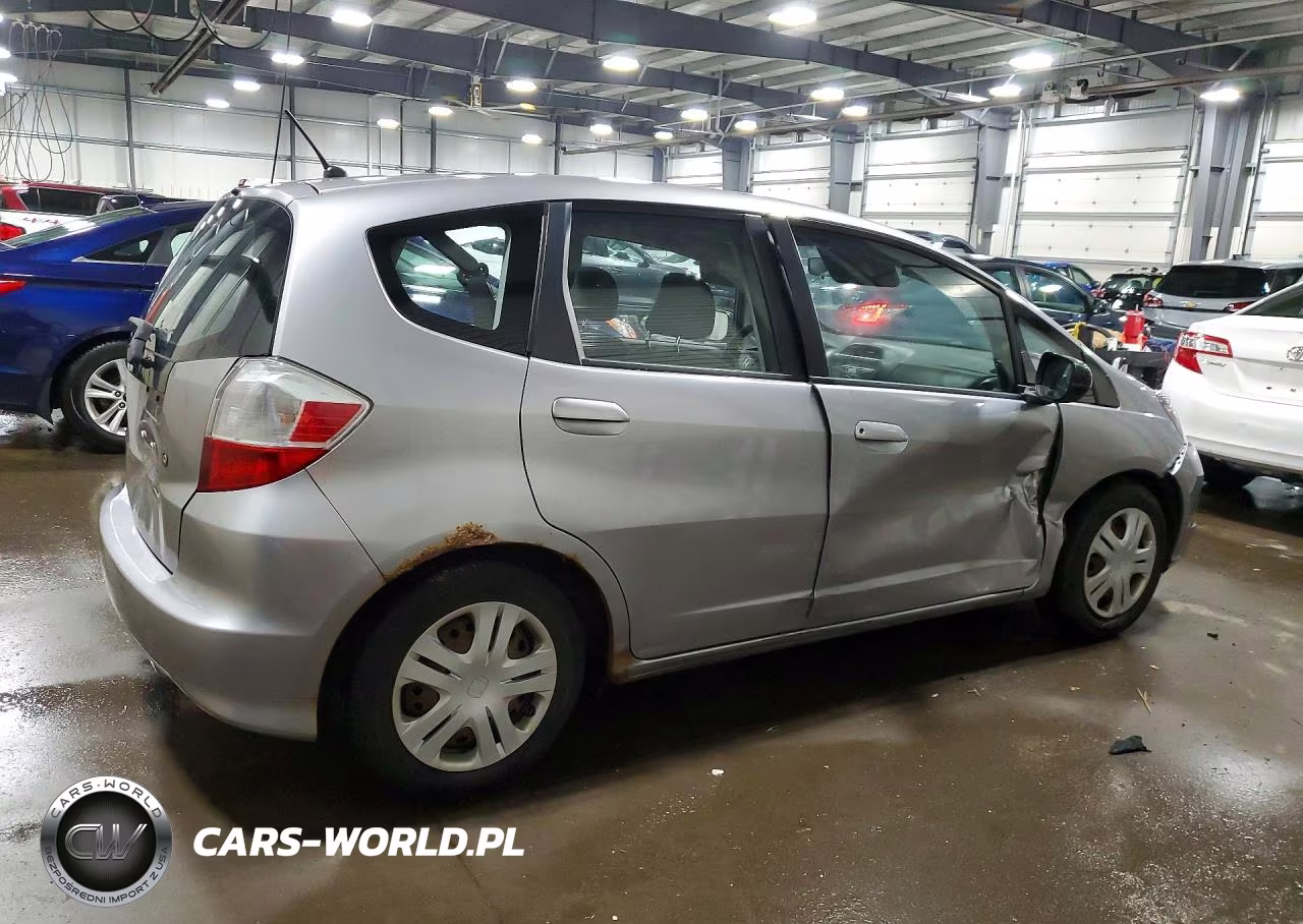 2009 Honda Fit VIN:JHMGE88259S050655 - 3