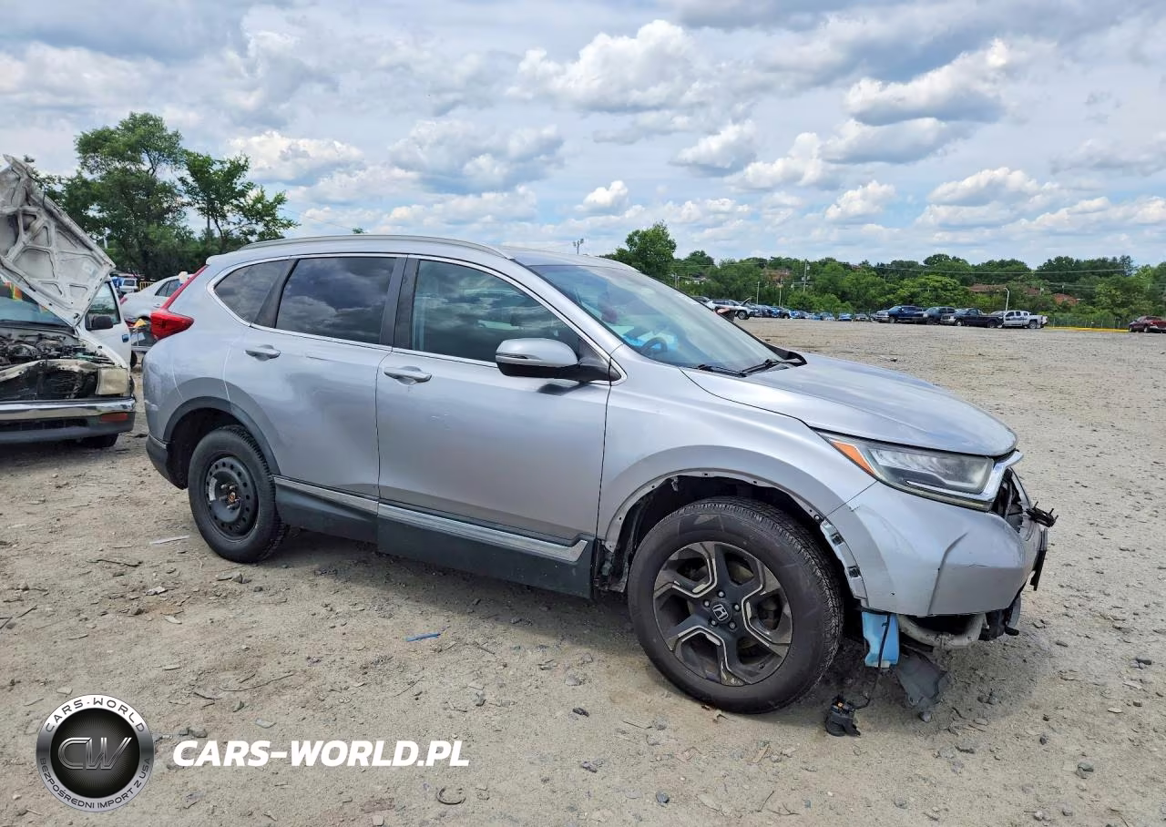 2018 Honda Cr-V Touring VIN:7FARW2H99JE042050 - 4