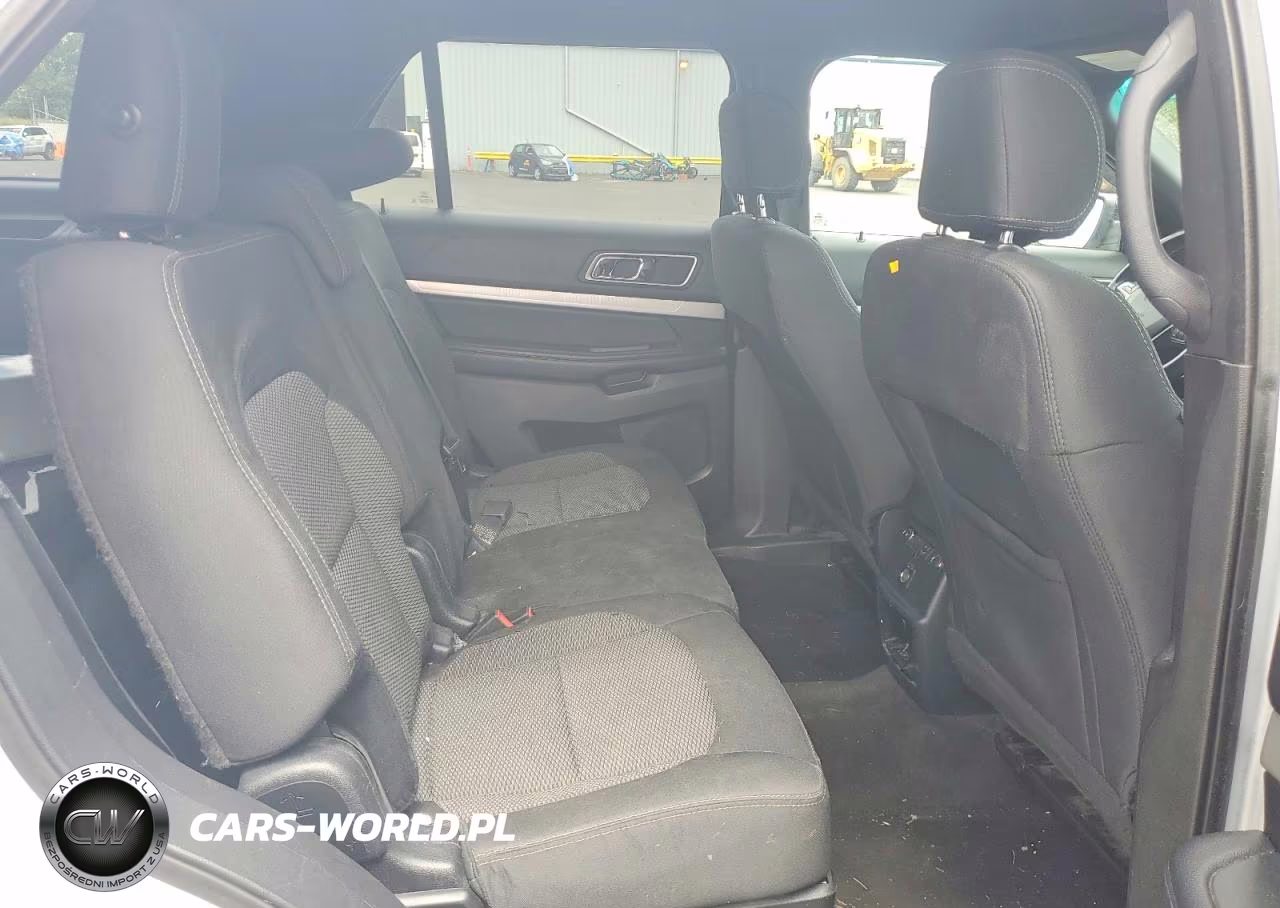 2016 Ford Explorer Xlt VIN:1FM5K8D8XGGD03945 - 10