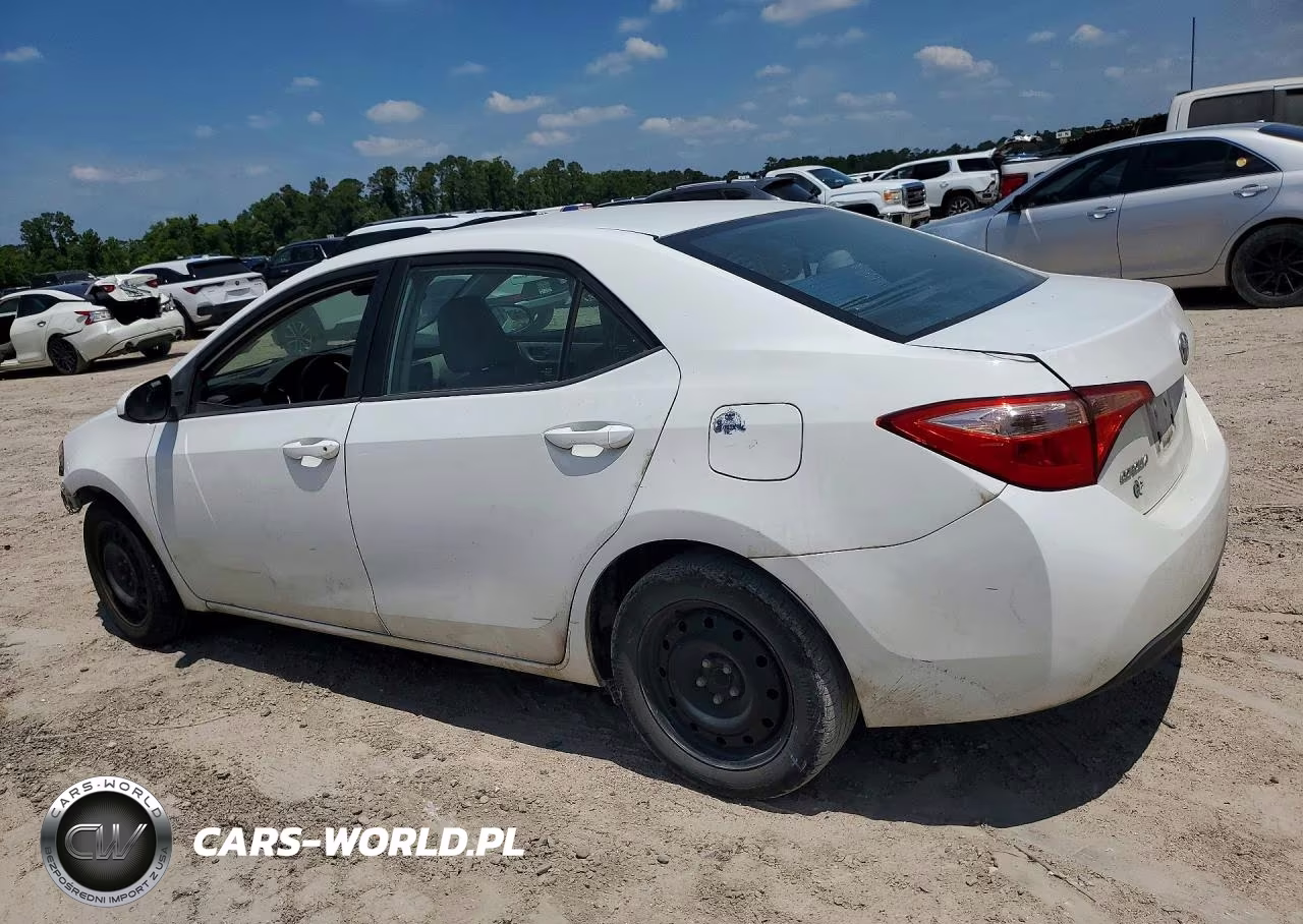 2017 Toyota Corolla Le VIN:5YFBURHE2HP676095 - 2