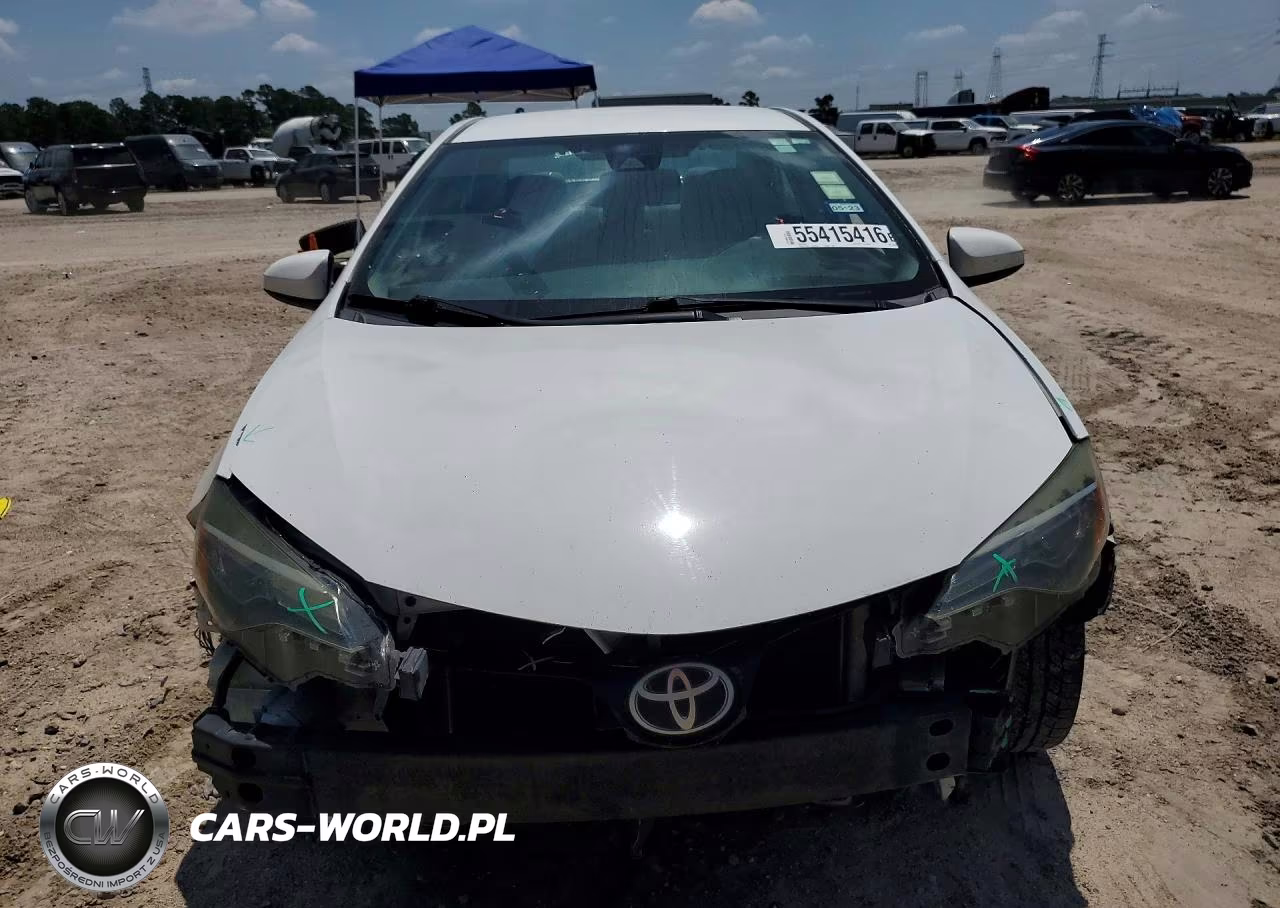 2017 Toyota Corolla Le VIN:5YFBURHE2HP676095 - 5