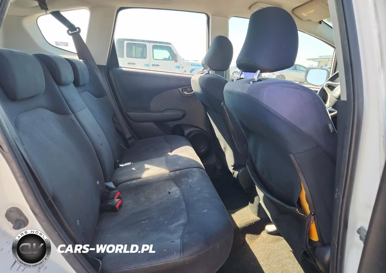 2009 Honda Fit Sport VIN:JHMGE88469S037379 - 10