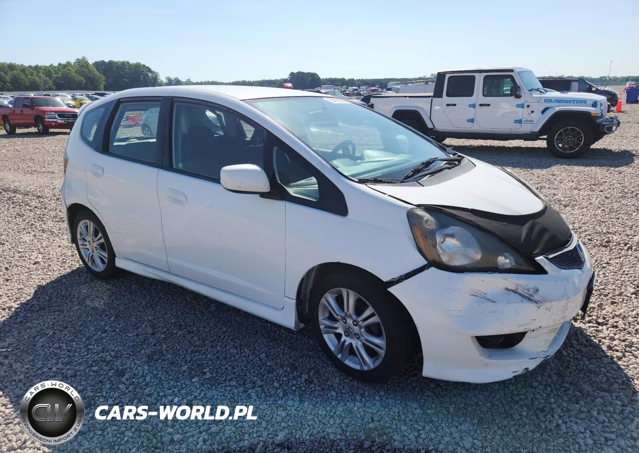 2009 Honda Fit Sport VIN:JHMGE88469S037379 - 4