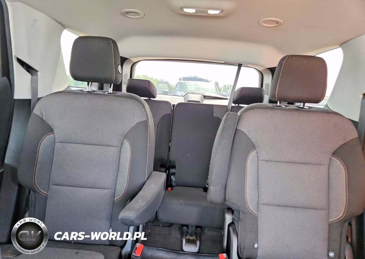 2018 Chevrolet Traverse Lt VIN:1GNEVGKW7JJ181120 - 10