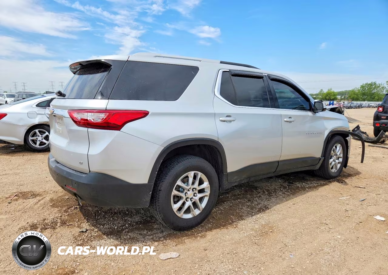 2018 Chevrolet Traverse Lt VIN:1GNEVGKW7JJ181120 - 3