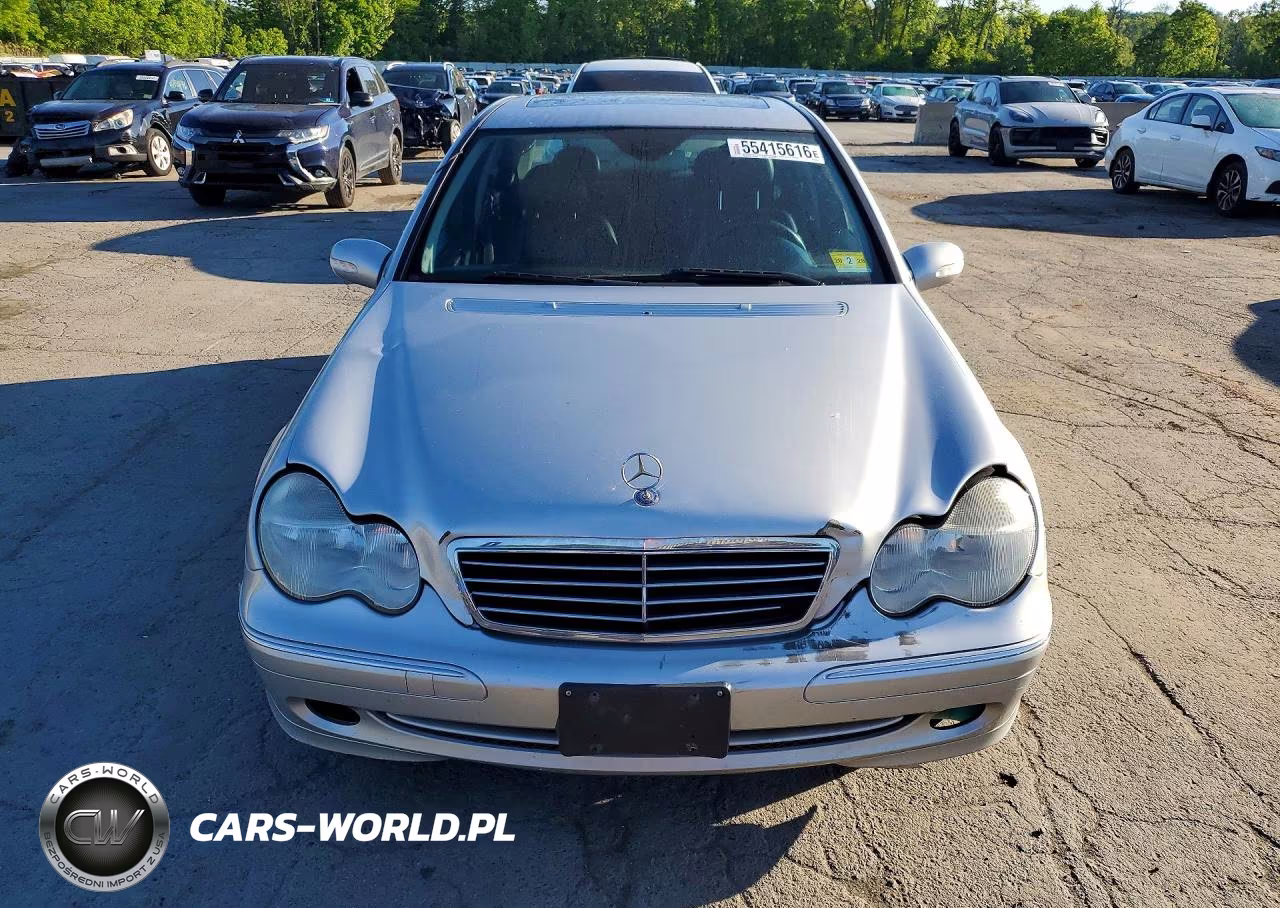 2004 Mercedes-Benz C 230K Sport Sedan VIN:WDBRF40J74F523961 - 5