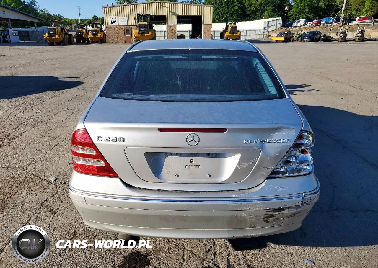 2004 Mercedes-Benz C 230K Sport Sedan VIN:WDBRF40J74F523961 - 6