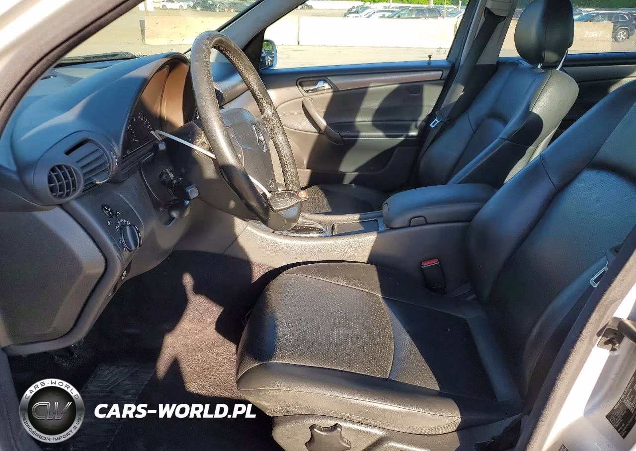 2004 Mercedes-Benz C 230K Sport Sedan VIN:WDBRF40J74F523961 - 7