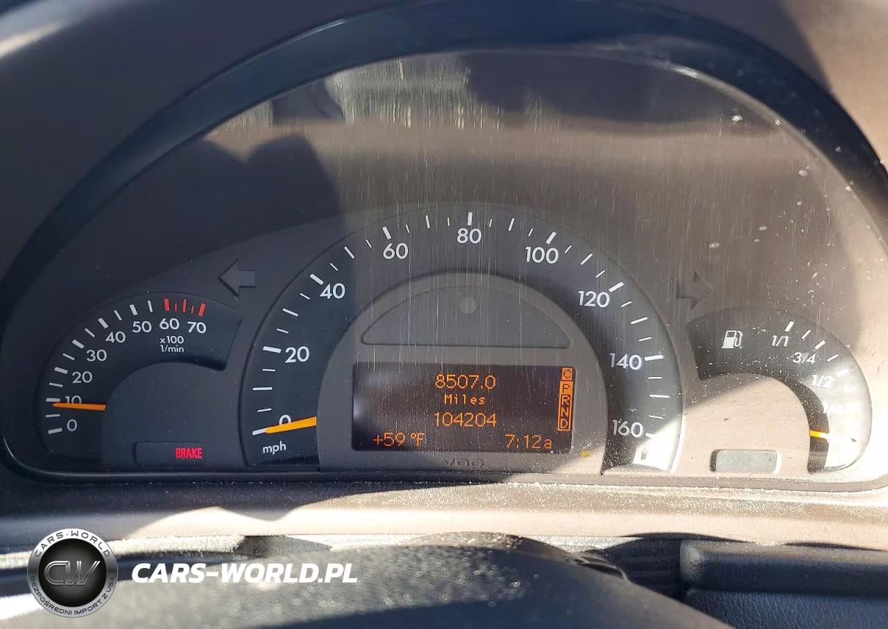 2004 Mercedes-Benz C 230K Sport Sedan VIN:WDBRF40J74F523961 - 9