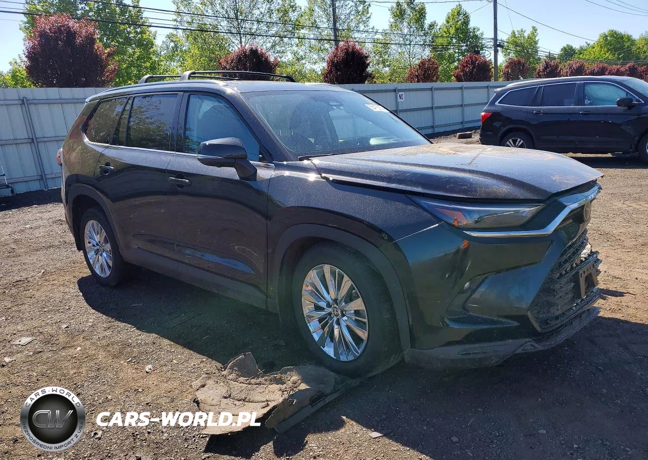 2024 Toyota Grand Highlander Platinum VIN:5TDAAAB52RS067015 - 4