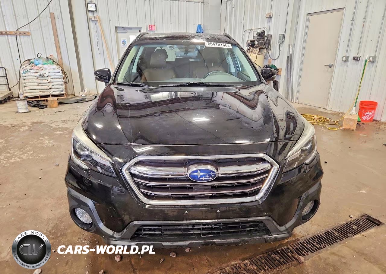 2018 Subaru Outback Touring VIN:4S4BSATC1J3210133 - 5