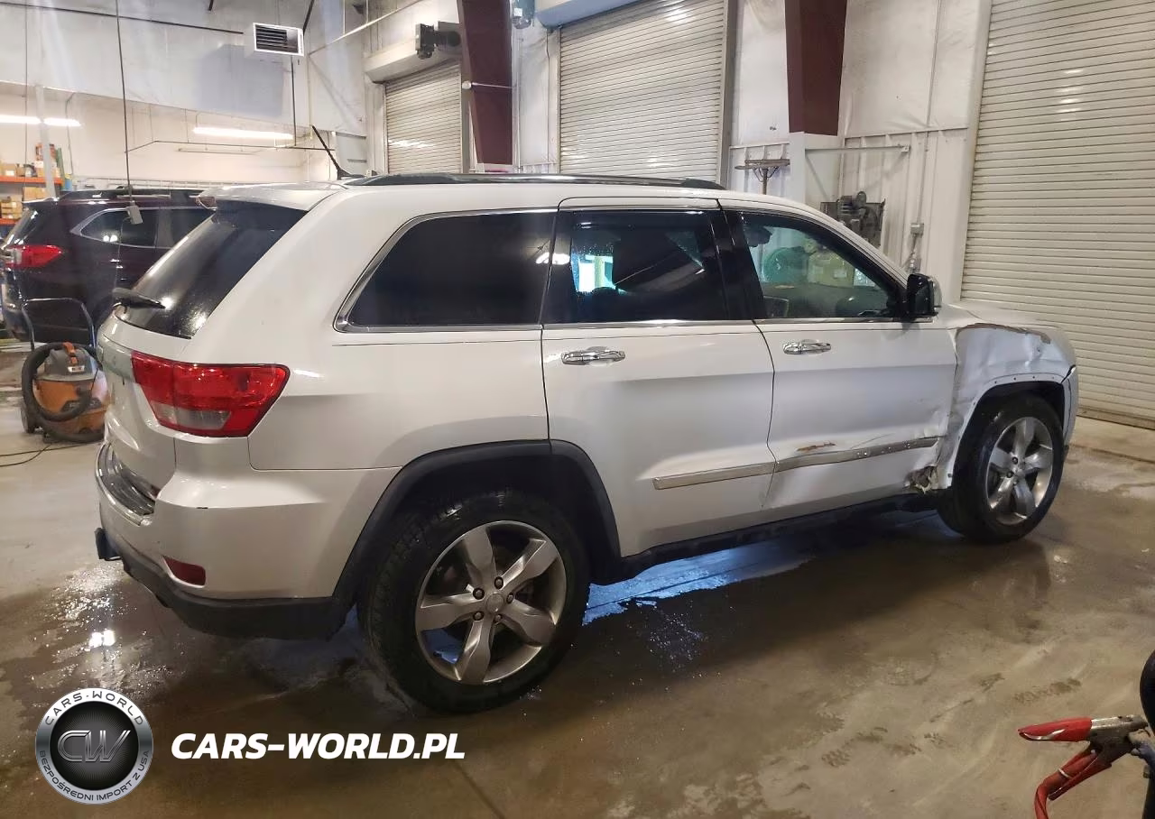 2011 Jeep Grand Cherokee Overland VIN:1J4RR6GT1BC696248 - 3