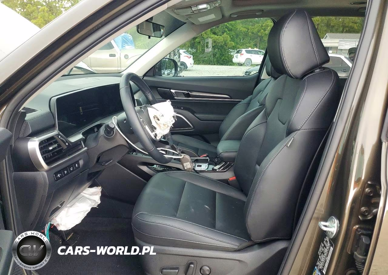 2025 Kia Telluride S VIN:5XYP64GCXSG702926 - 7