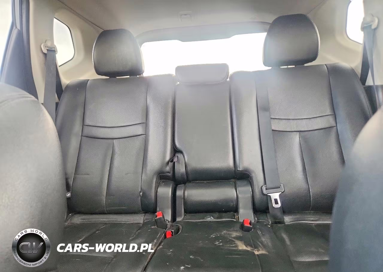 2015 Nissan Rogue Sl VIN:5N1AT2MV9FC923206 - 10