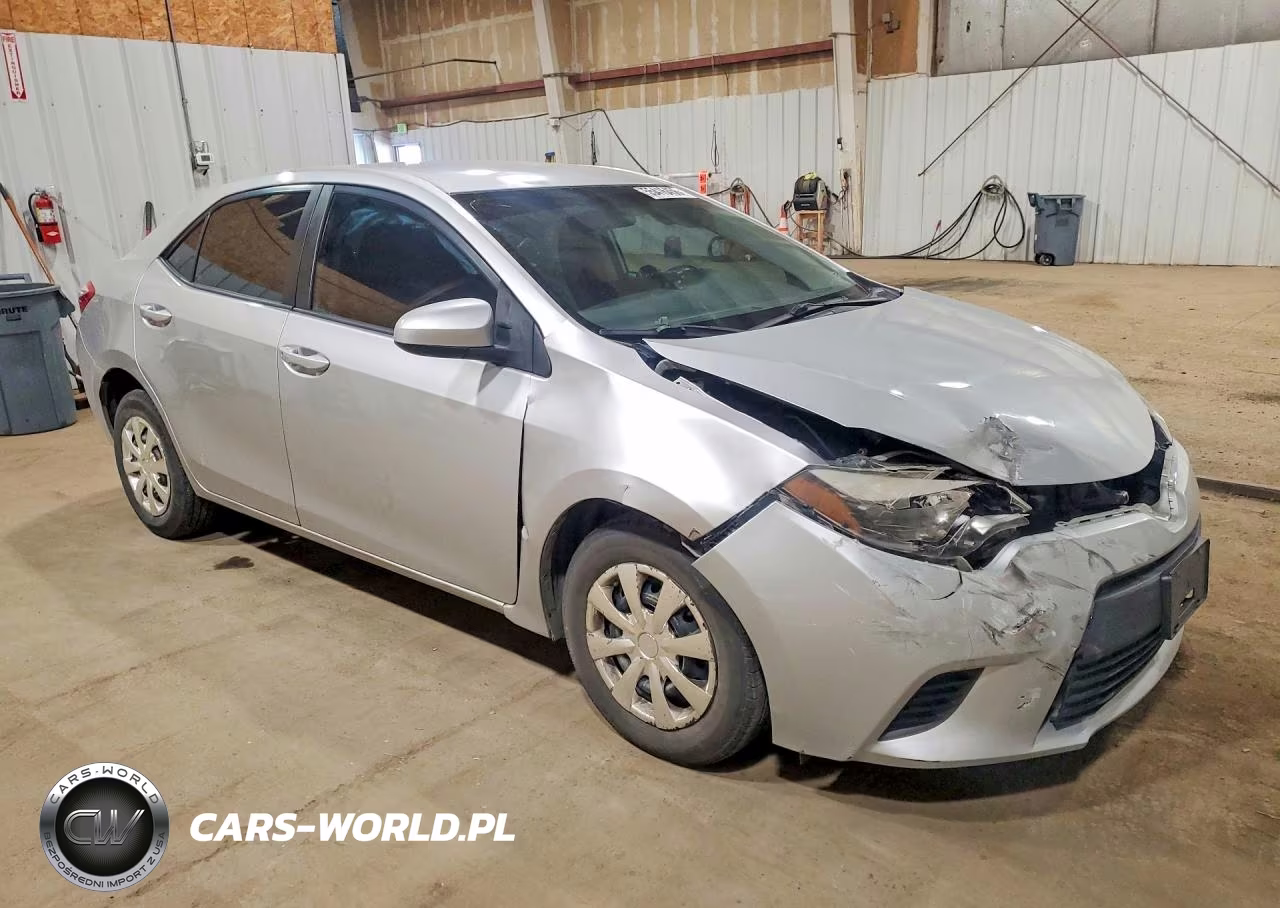 2015 Toyota Corolla L VIN:5YFBURHE0FP312433 - 4