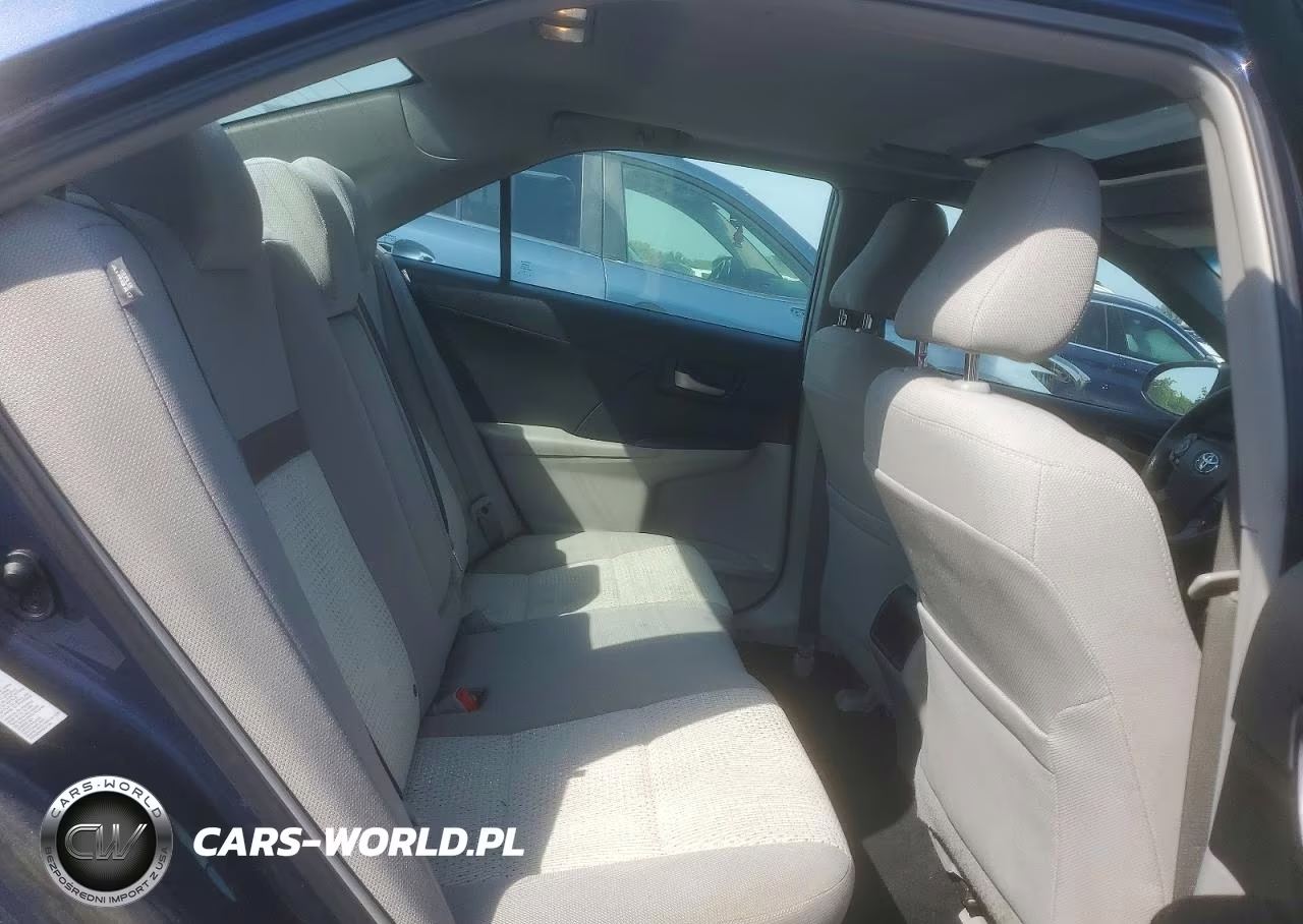 2014 Toyota Camry Le VIN:4T4BF1FK1ER428179 - 10