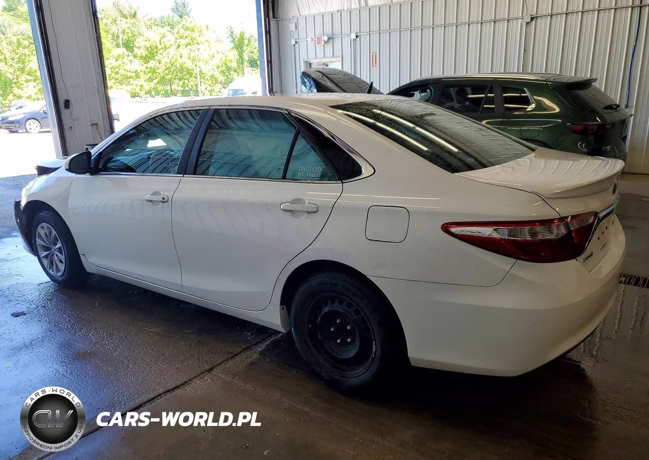 2015 Toyota Camry Le VIN:4T4BF1FK6FR485429 - 2