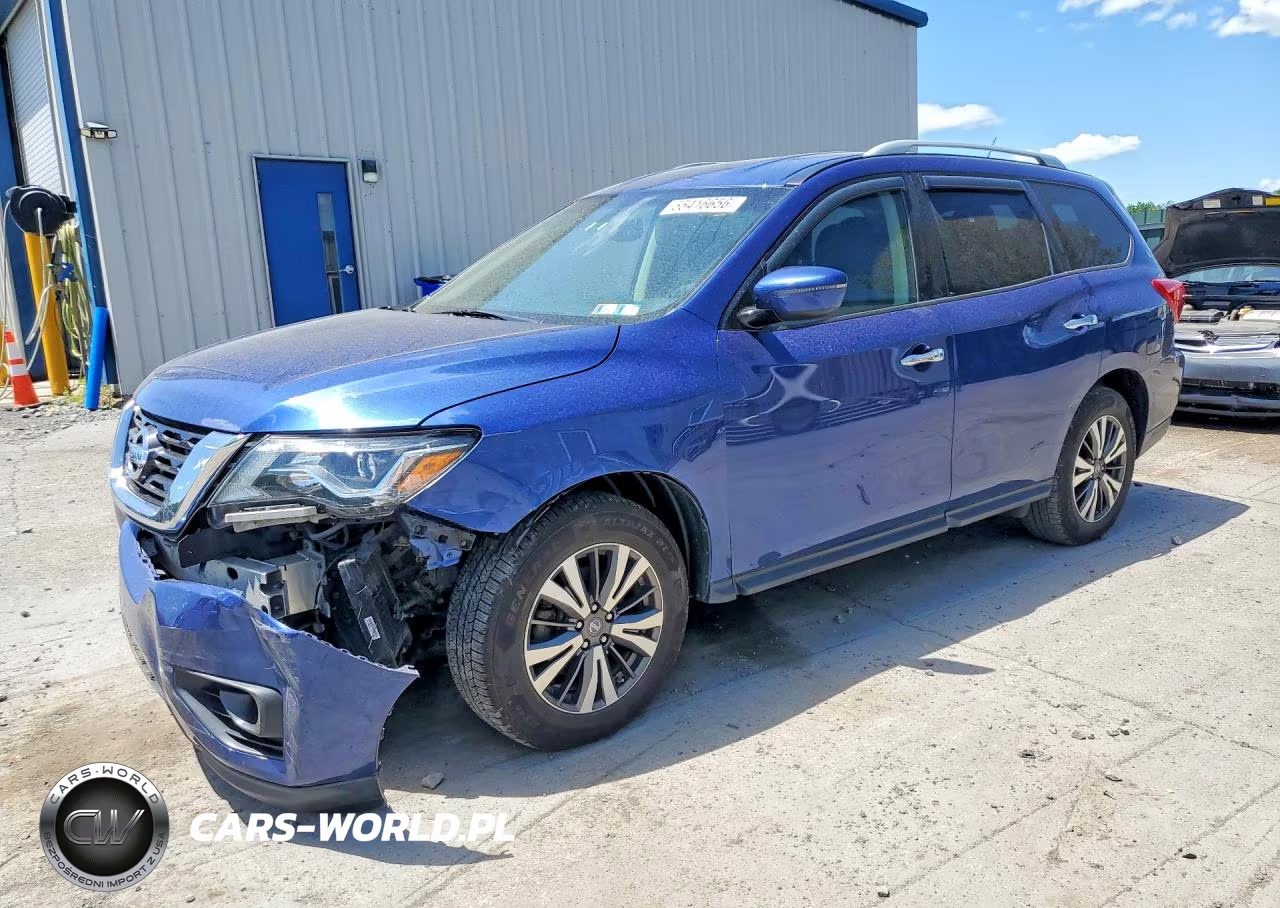 2018 Nissan Pathfinder Sv