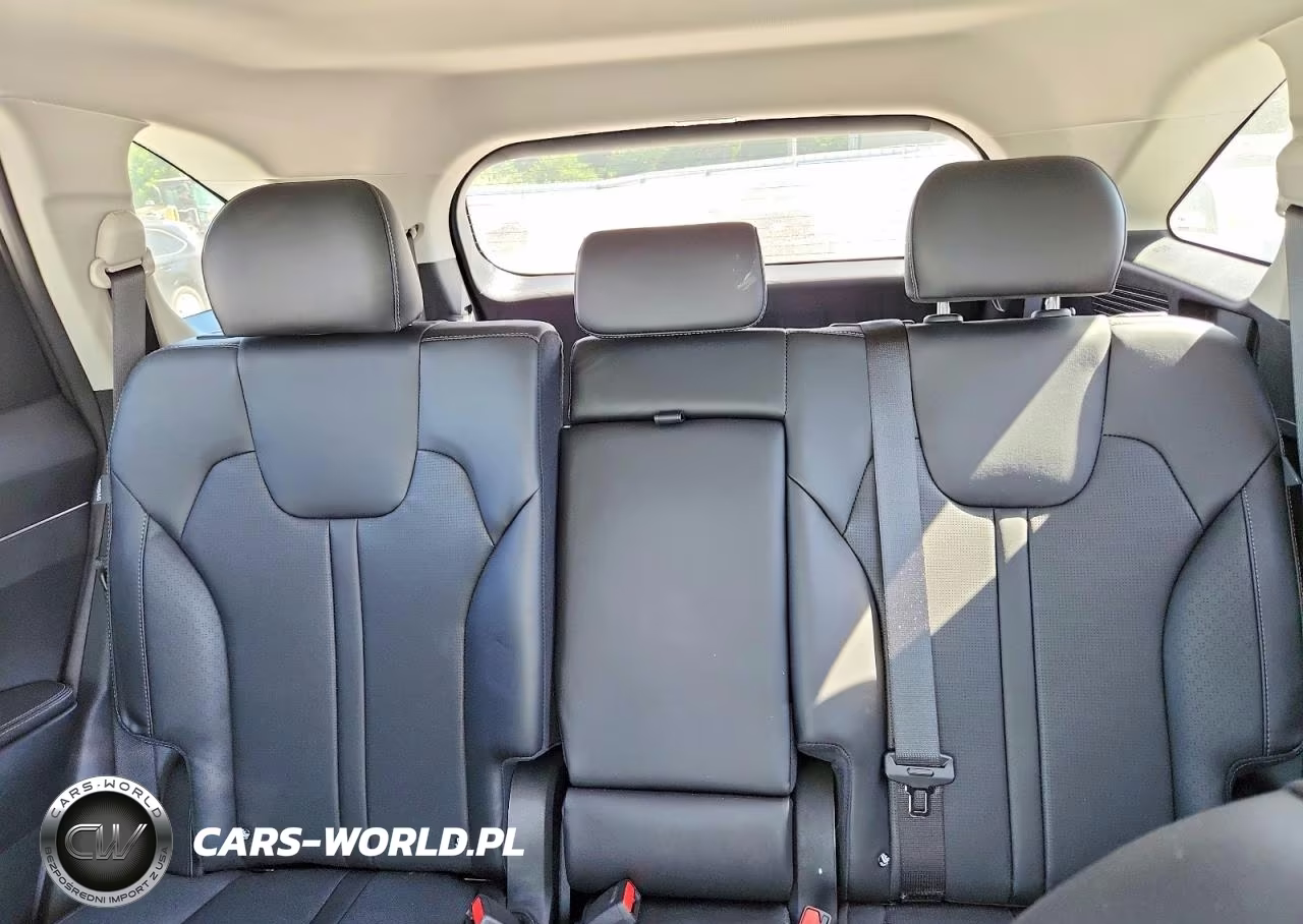 2026 Kia Sorento S VIN:5XYRL4JC2TG420999 - 10