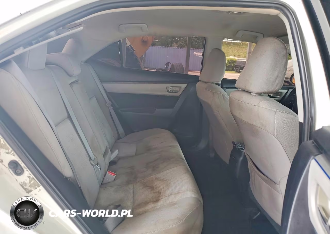 2016 Toyota Corolla Le VIN:5YFBURHE7GP380438 - 10