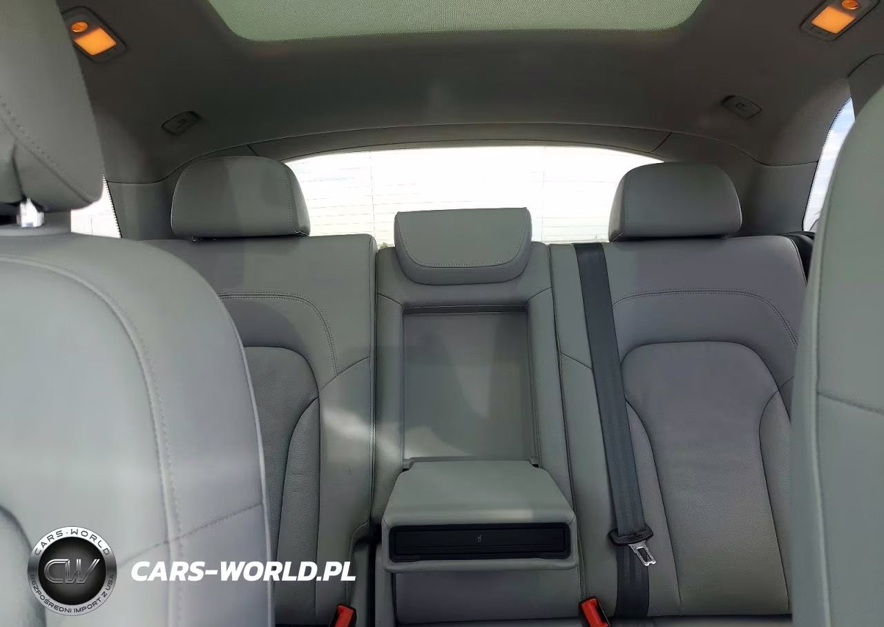 2016 Audi Q5 Premium Plus VIN:WA1L2AFP2GA112041 - 10
