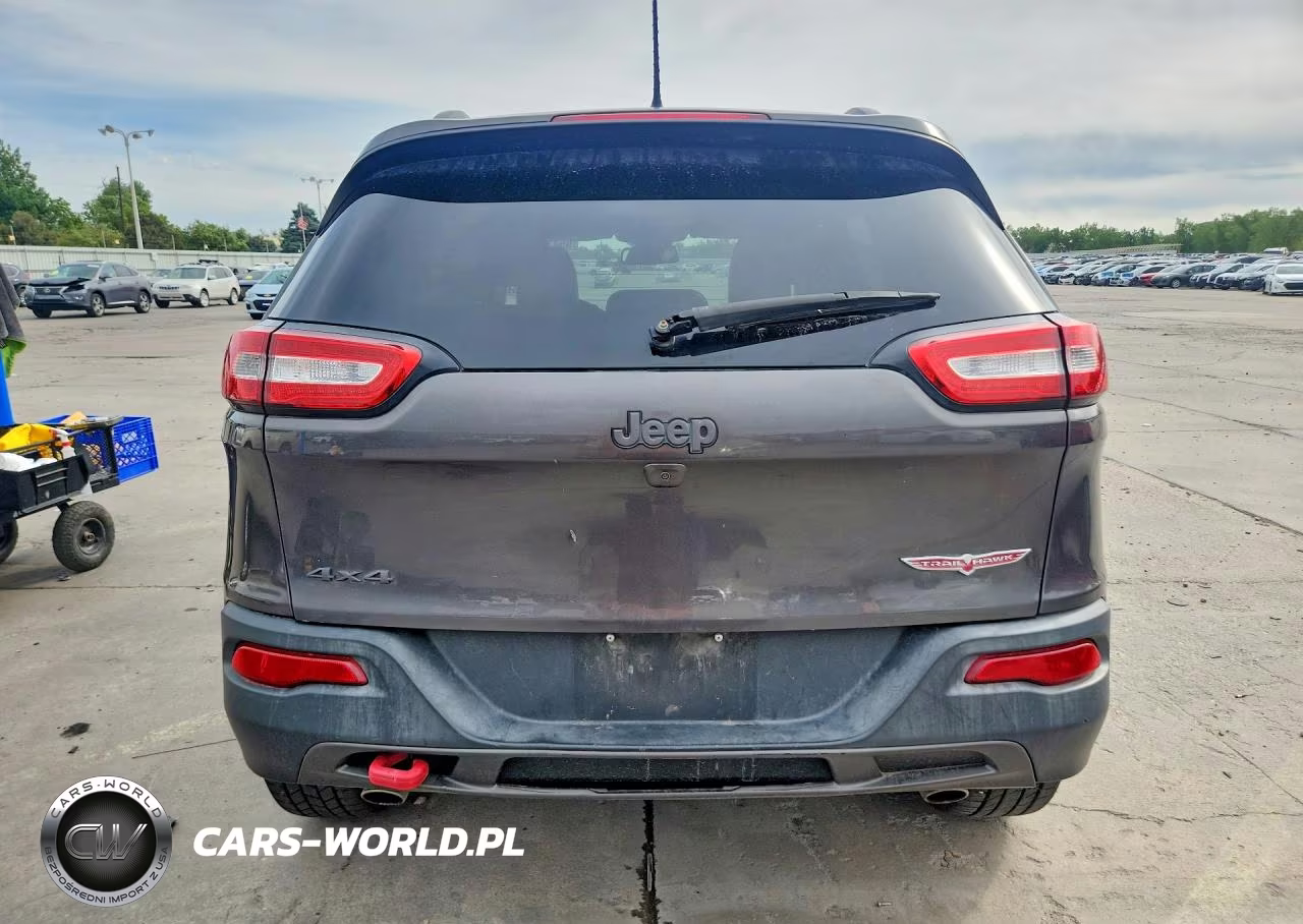 2015 Jeep Cherokee Trailhawk VIN:1C4PJMBS8FW787075 - 6