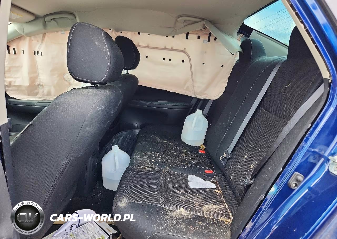 2019 Nissan Sentra S VIN:3N1AB7AP1KY382277 - 10