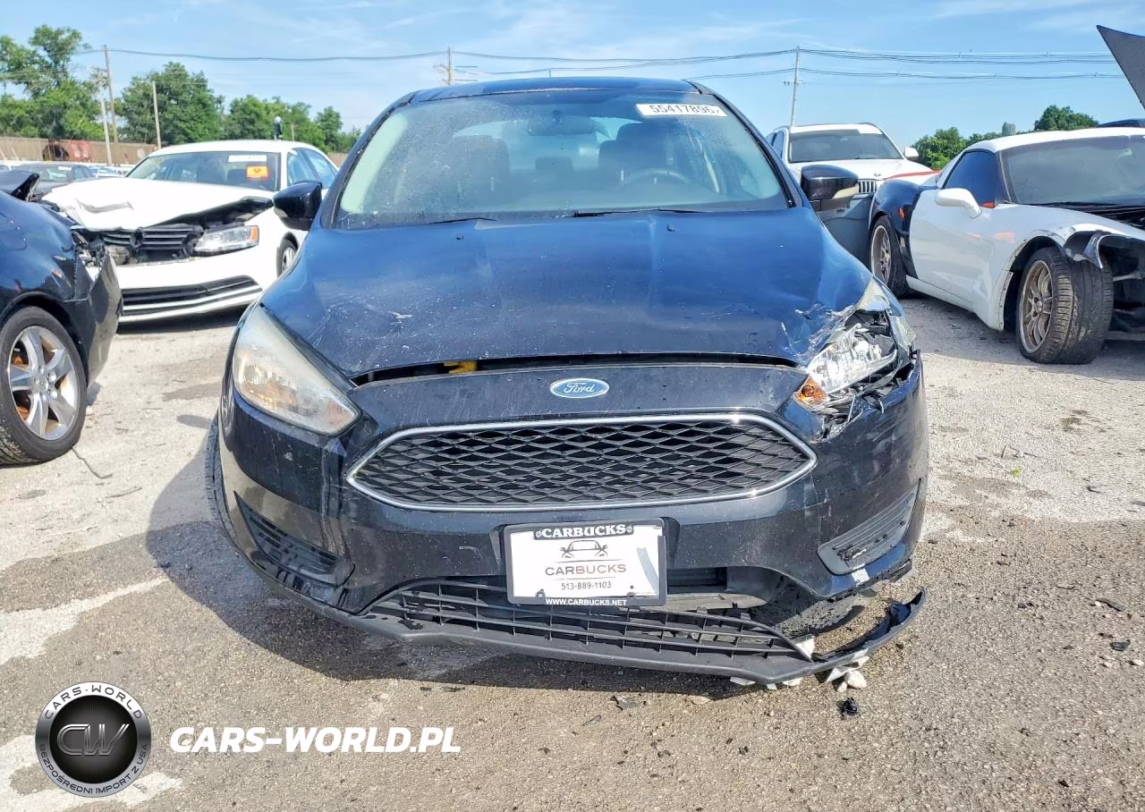2016 Ford Focus Se VIN:1FADP3F21GL343468 - 5