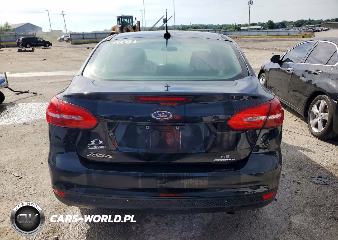 2016 Ford Focus Se VIN:1FADP3F21GL343468 - 6