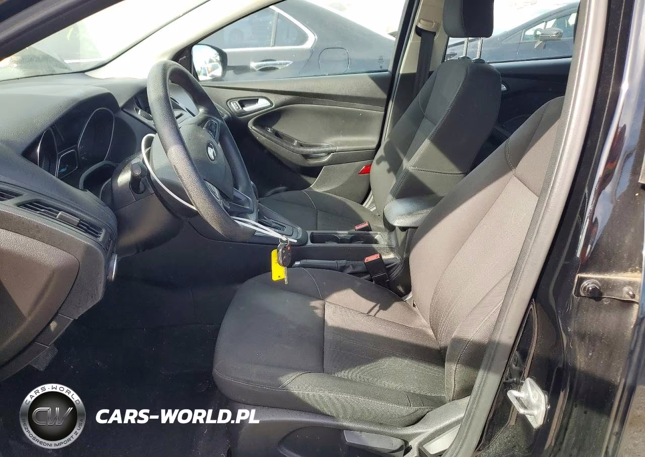 2016 Ford Focus Se VIN:1FADP3F21GL343468 - 7