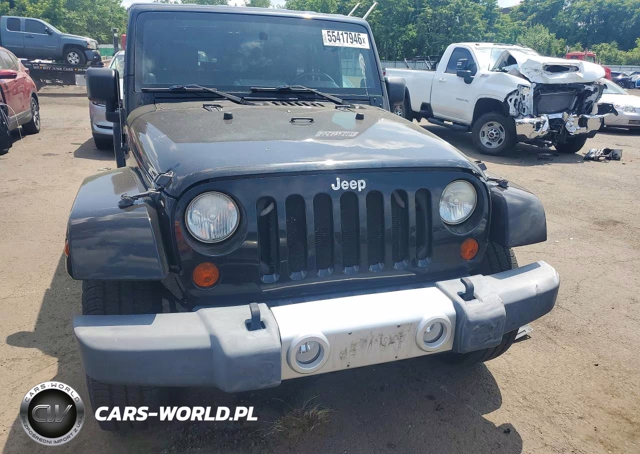 2010 Jeep Wrangler Unlimited Sahara VIN:1J4BA5H16AL222763 - 5