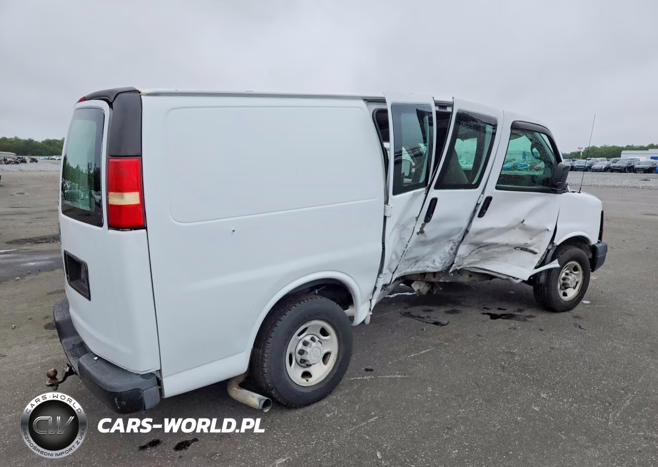 2005 Chevrolet Express Delivery Van VIN:1GCGG25V251265739 - 3