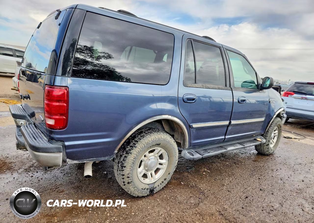 2002 Ford Expedition Xlt VIN:1FMPU16LX2LA09747 - 3