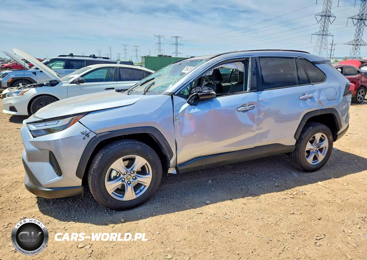 2025 Toyota Rav4 Xle – zdjęcie 1 z 12