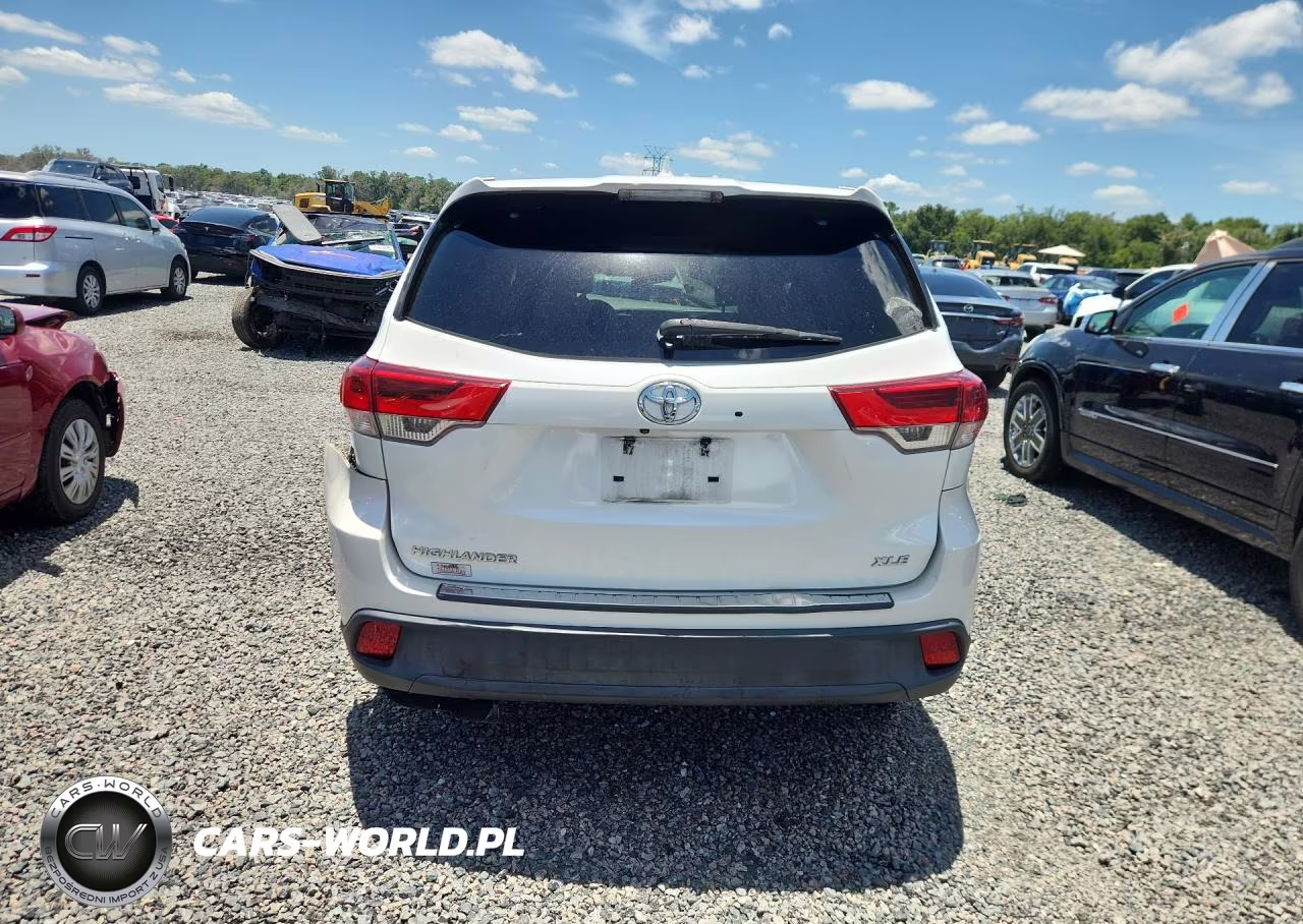 2017 Toyota Highlander Xle VIN:5TDKZRFH5HS202745 - 6