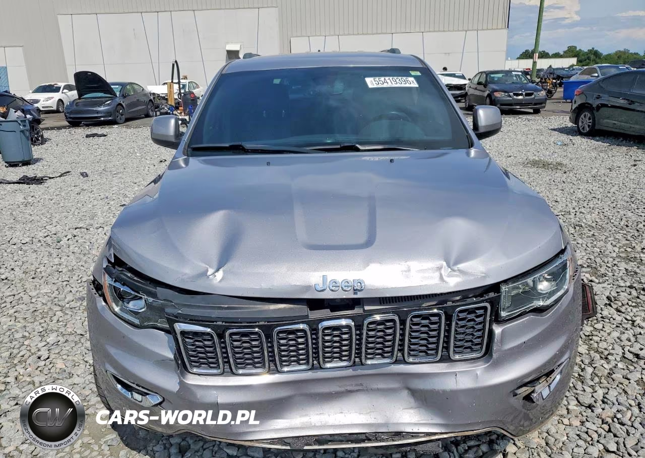 2018 Jeep Grand Cherokee Laredo VIN:1C4RJEAG1JC513416 - 5