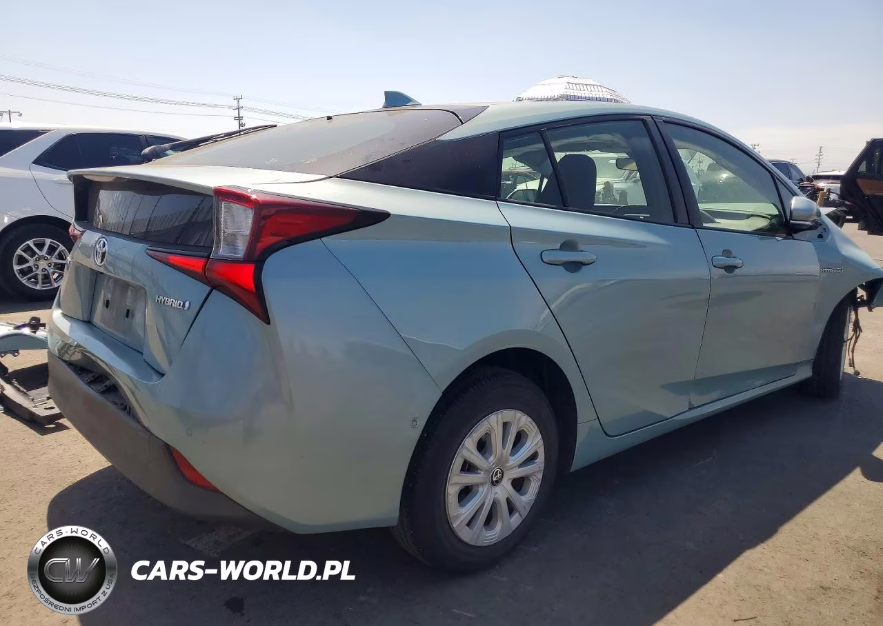 2019 Toyota Prius Le VIN:JTDKARFUXK3098606 - 3