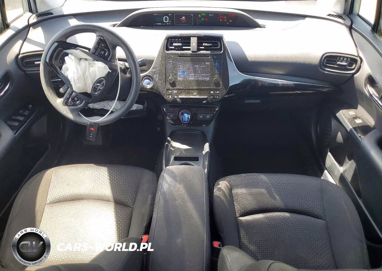2019 Toyota Prius Le VIN:JTDKARFUXK3098606 - 8
