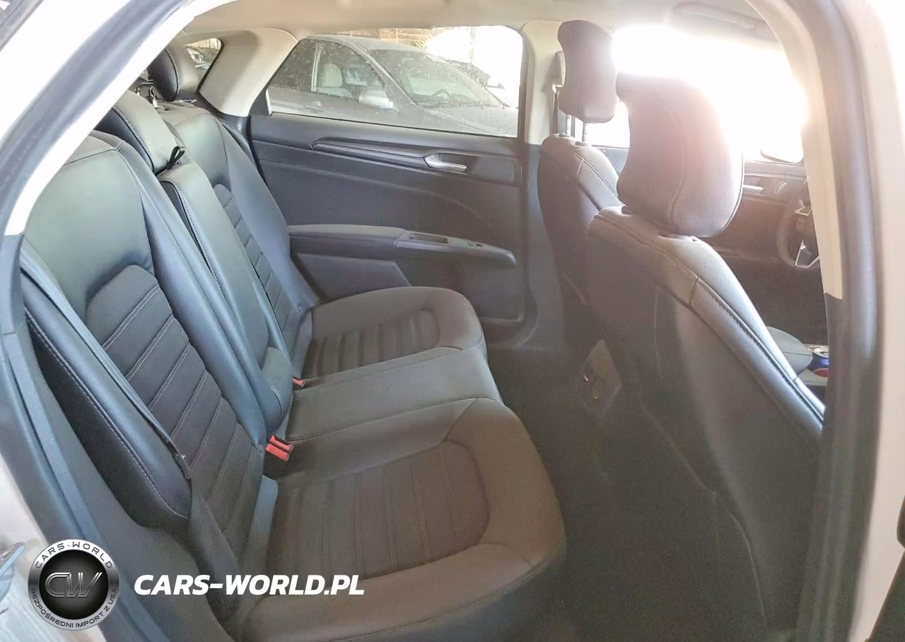 2018 Ford Fusion Se VIN:3FA6P0HD2JR267340 - 10