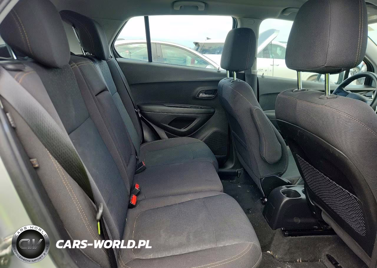 2019 Chevrolet Trax Ls VIN:3GNCJNSB1KL209380 - 10