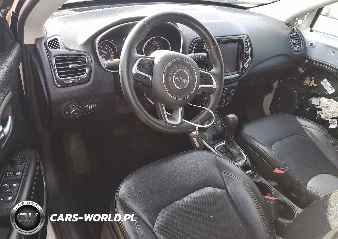 2018 Jeep Compass Limited VIN:3C4NJDCBXJT245206 - 8