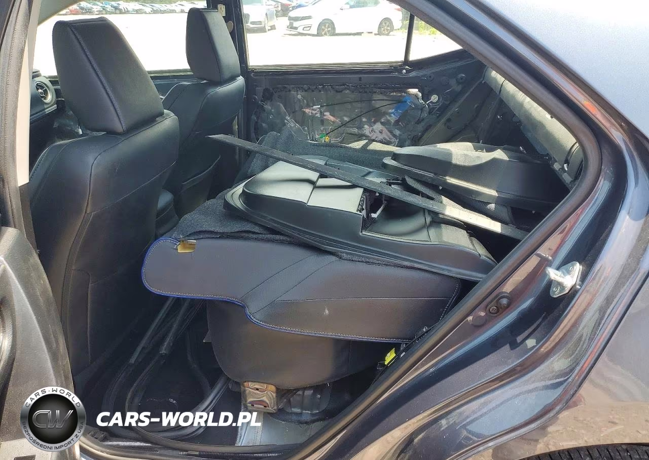 2017 Toyota Corolla Se VIN:5YFBURHE5HP677192 - 10