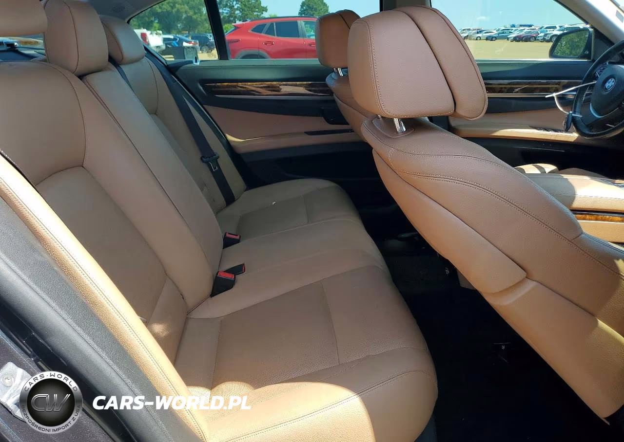 2015 BMW 740 I VIN:WBAYA6C59FGK16582 - 10