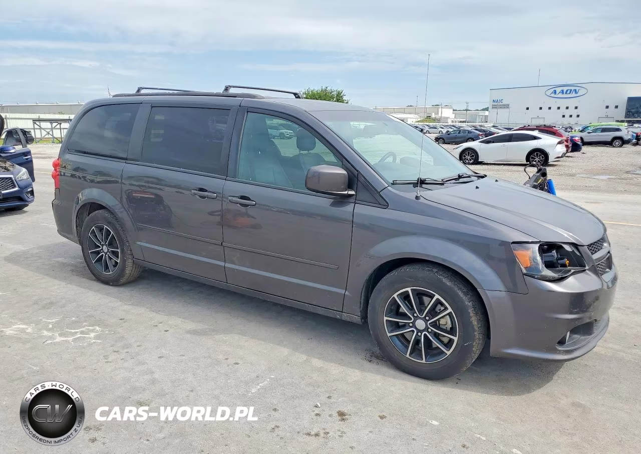 2017 Dodge Grand Caravan Gt VIN:2C4RDGEG2HR842575 - 4