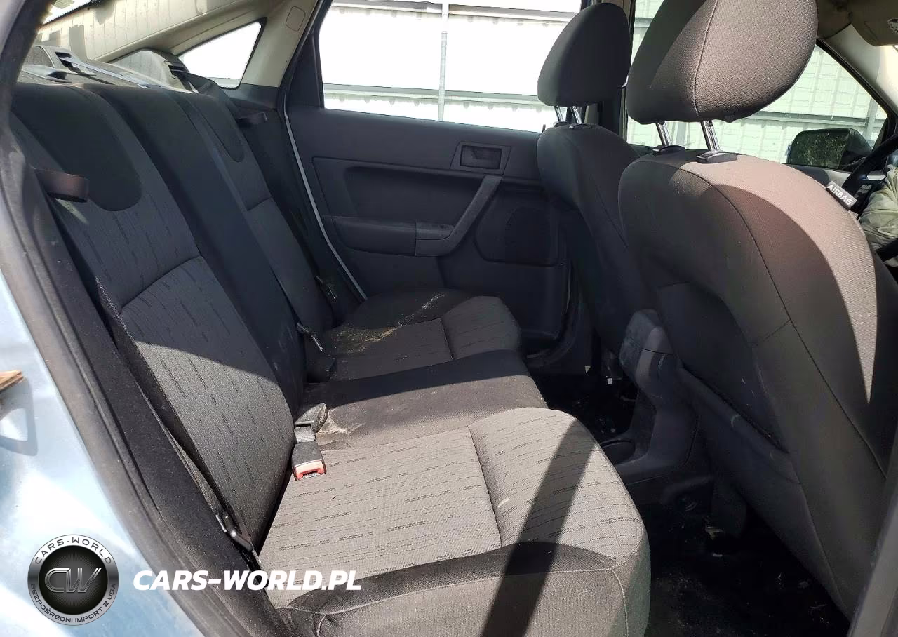 2008 Ford Focus Se VIN:1FAHP35N98W270251 - 10